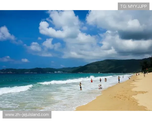 比基尼娱乐场：打造属于你的海边度假时尚风格